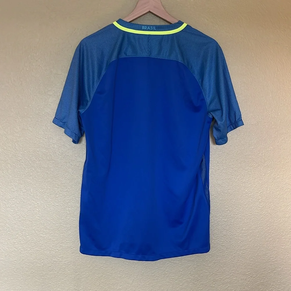 Nike Brasil NT kit size Large - Picture 2 of 2